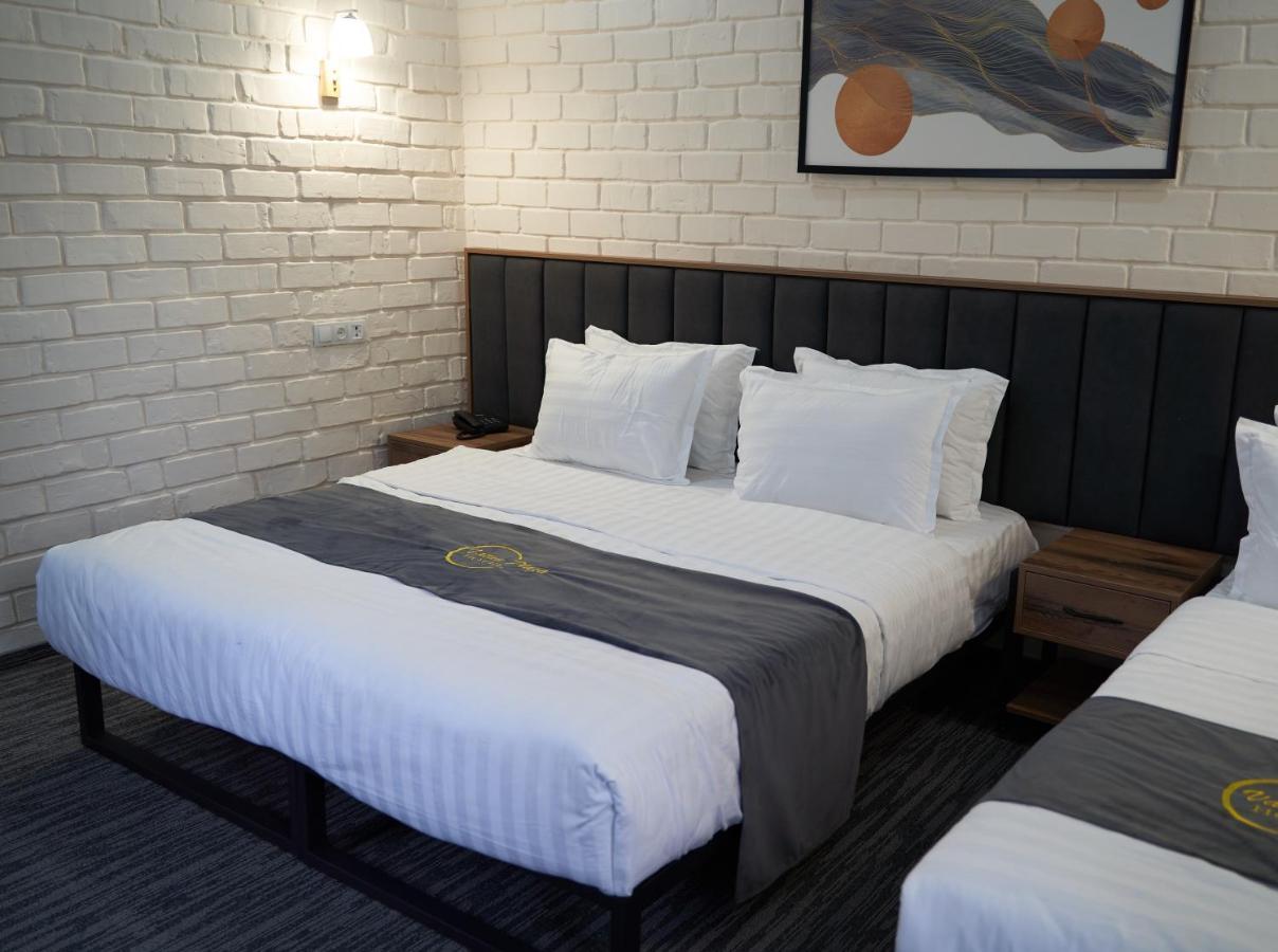Vatan Plaza Hotel ทาชเคนต์ ภายนอก รูปภาพ